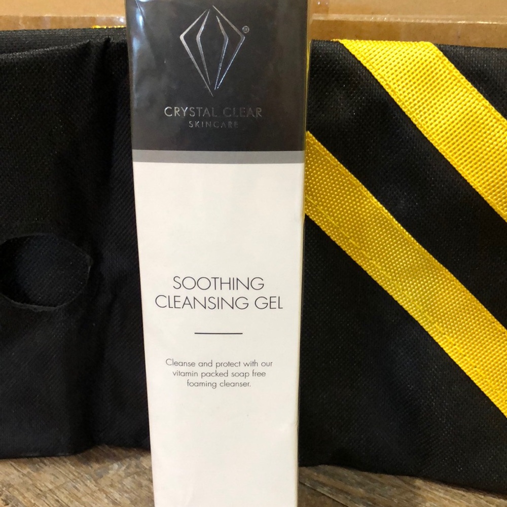 Crystal Clear Soothing Cleansing Gel